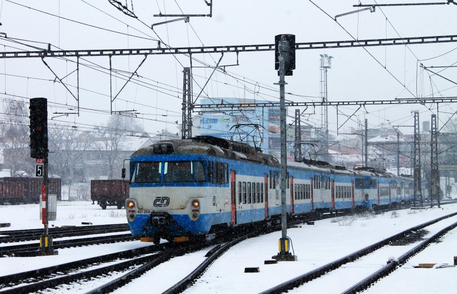 451 059-6